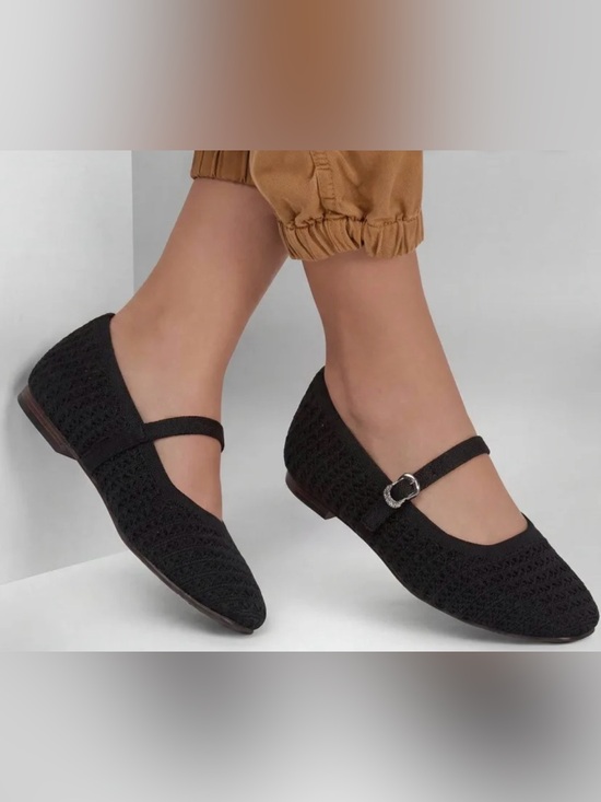 Skechers Shoes - SKECHERS Women's Cleo Snip Slip-On Mary Jane Flats. Size 8